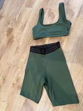 Good American workout set